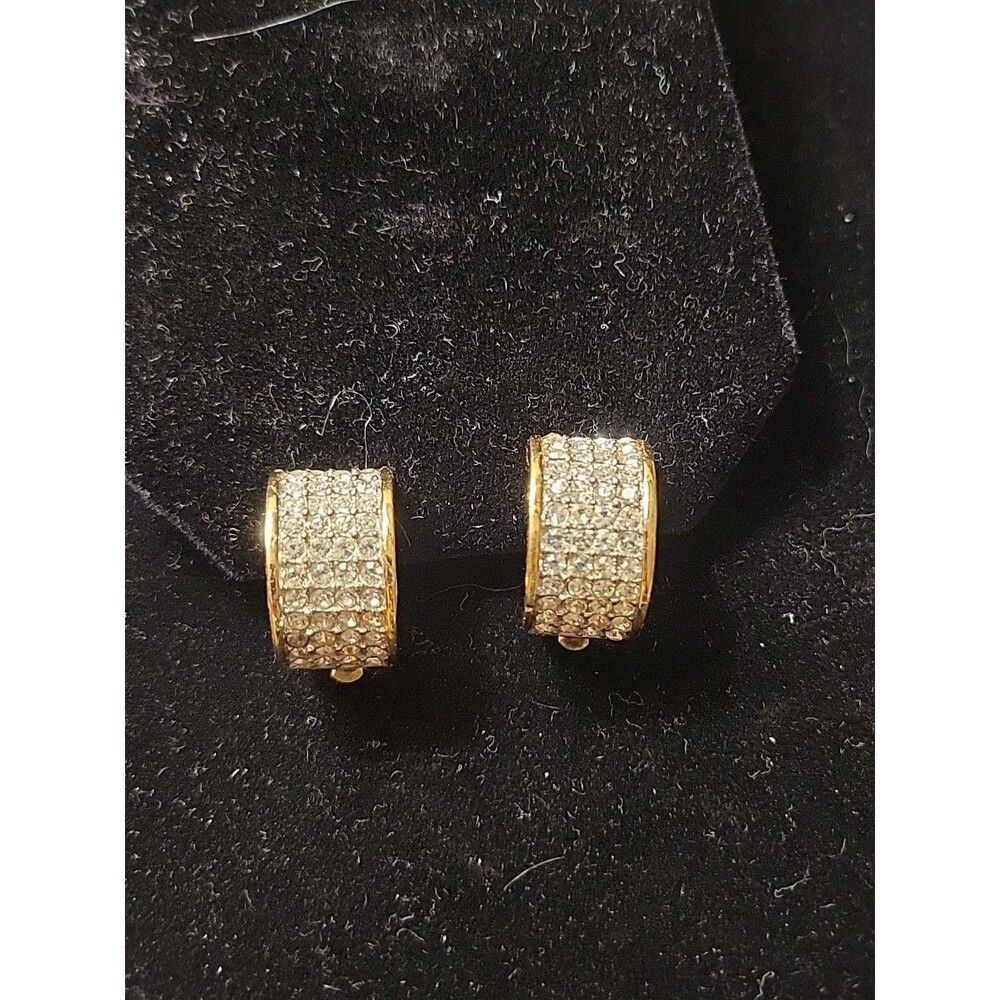 Vintage Paved Crystal Rhinestone Earrings Sparkle Silver Goldtone Clip-On Circle